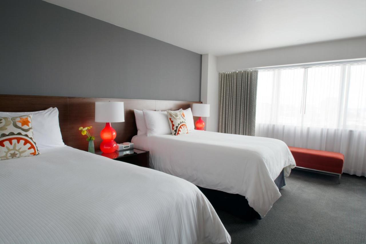 Hotel Murano Tacoma Exteriér fotografie A room at the Hotel Nueve
