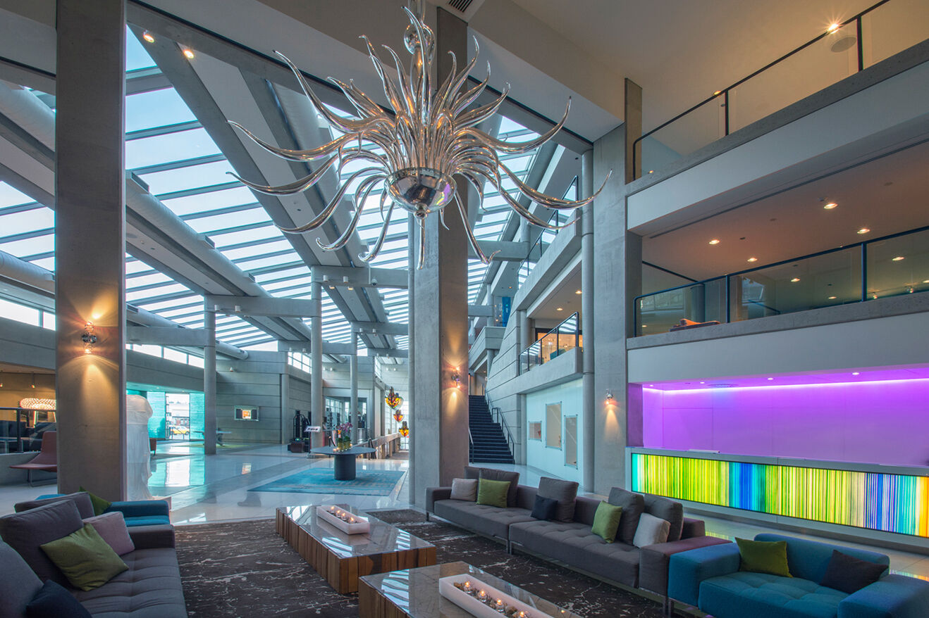 Hotel Murano Tacoma Exteriér fotografie The lobby of the Renaissance Boston Harbor Hotel
